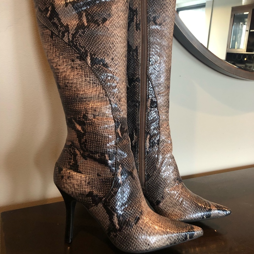 Nine West - Full Calf Snake Skin Heeled Boot.